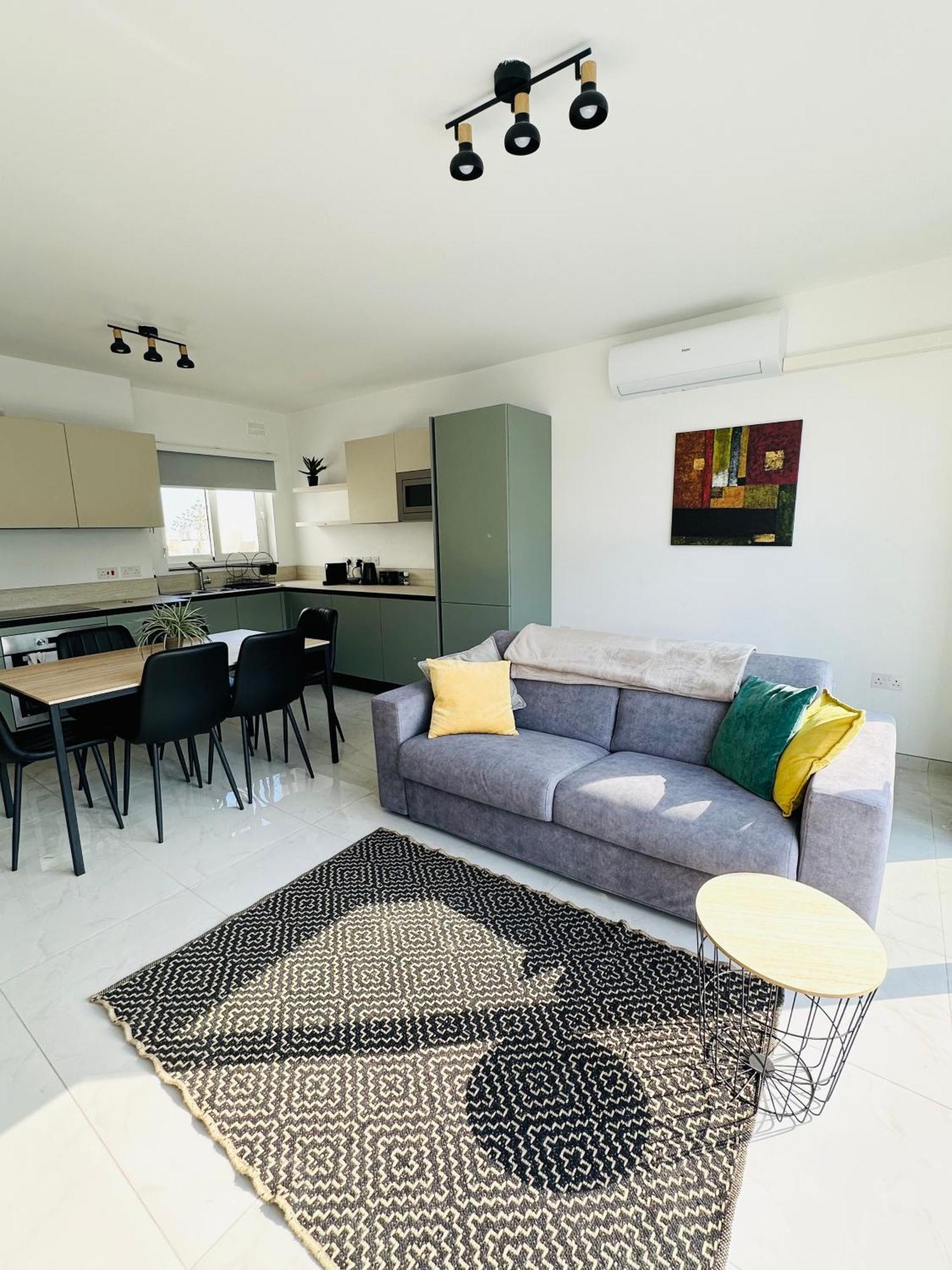 Sliema 2 Bedroom Penthouse Екстериор снимка